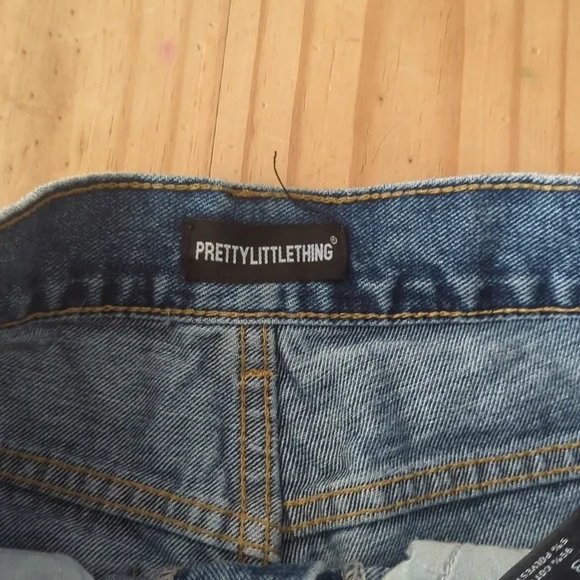 Pretty Little Thing tall blue wash denim frayed jeans size 8 - Picture 6 of 9